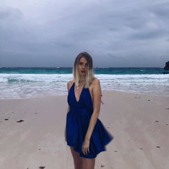 Meet your Posher, Porscha - Picture 1 of 1